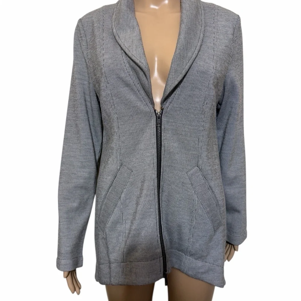 CAbi gray zip